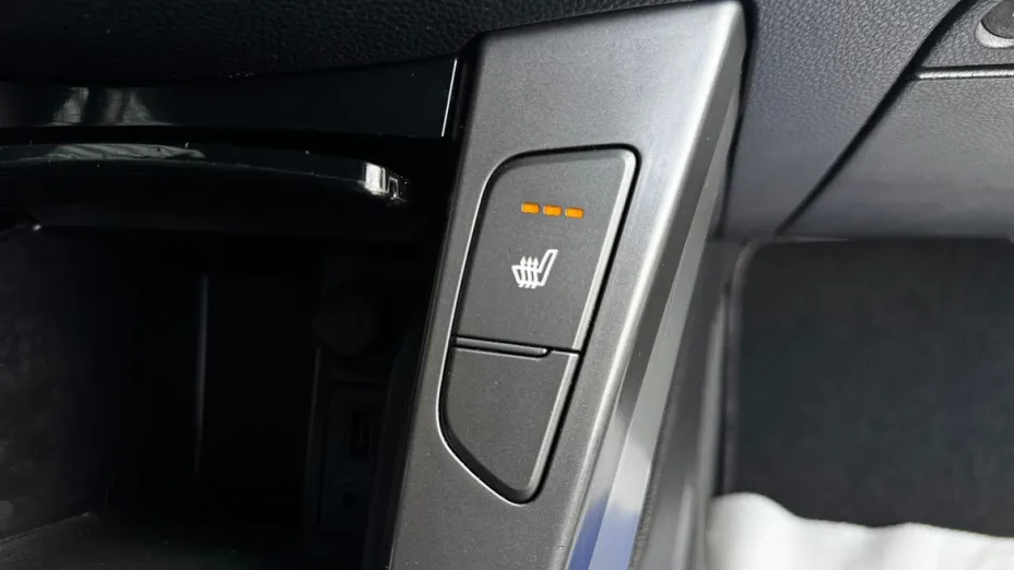 HYUNDAI i40 -