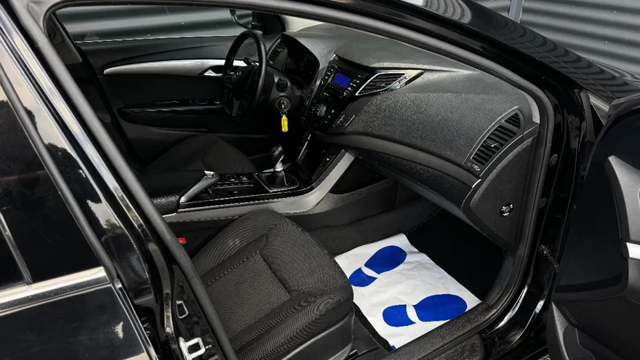 HYUNDAI i40 -