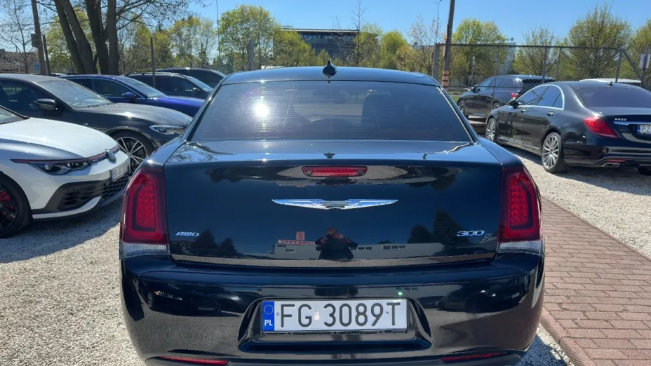 CHRYSLER 300s -