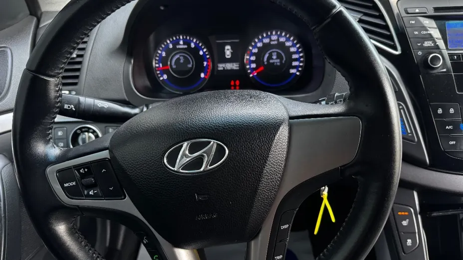 HYUNDAI i40 -