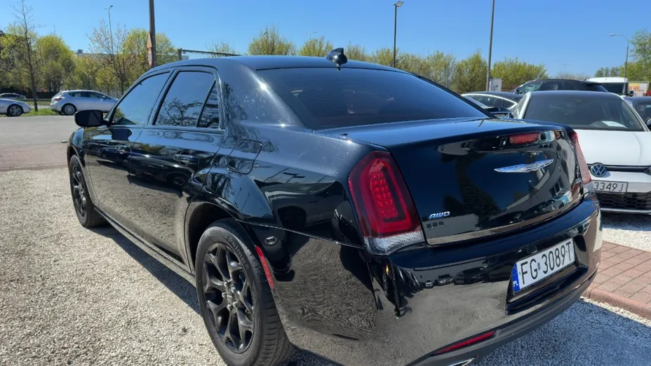 CHRYSLER 300s -