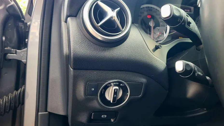 MERCEDES-BENZ A Klasa -