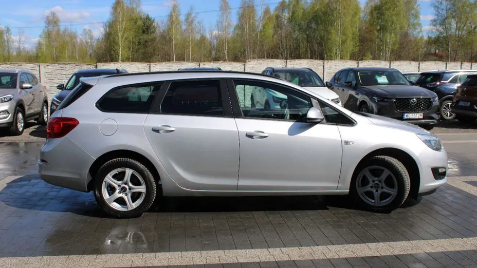 OPEL Astra -