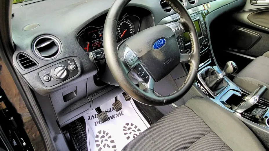 FORD S-MAX -