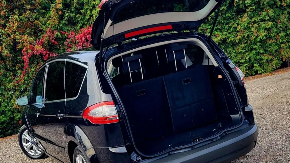 FORD S-MAX -