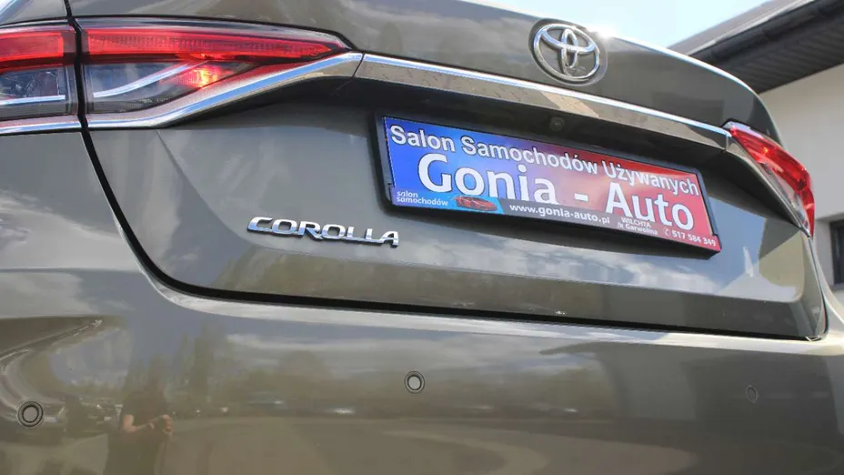 TOYOTA Corolla -