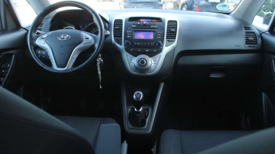HYUNDAI ix20 -