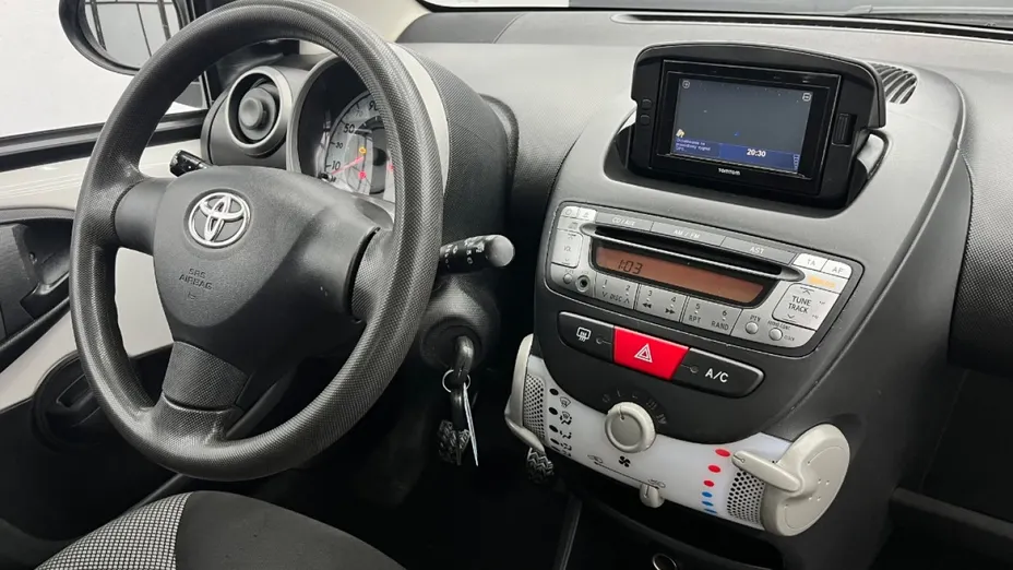 TOYOTA Aygo -