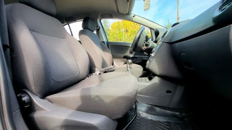OPEL Corsa -