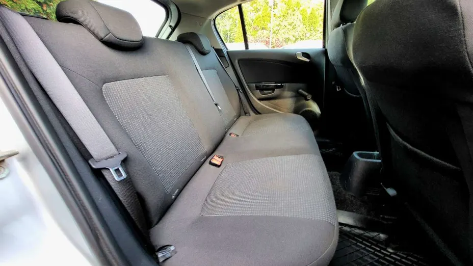 OPEL Corsa -