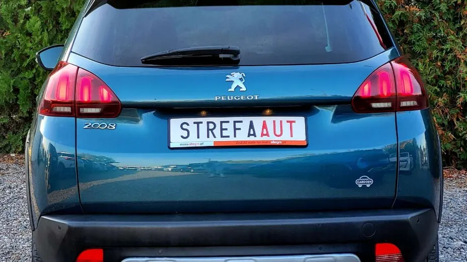 PEUGEOT 2008 -