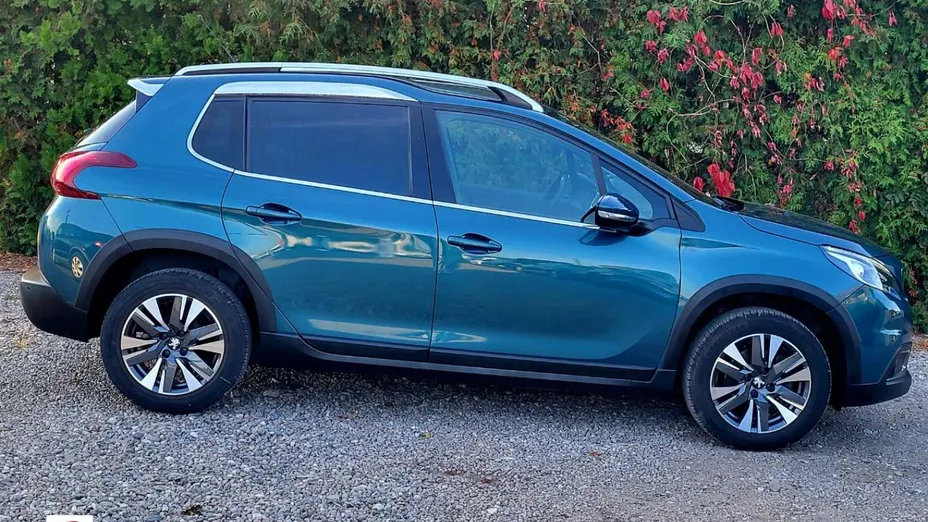 PEUGEOT 2008 -