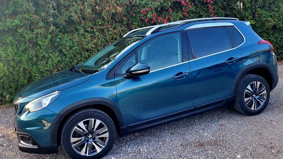PEUGEOT 2008 -