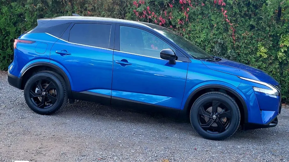 NISSAN Qashqai -