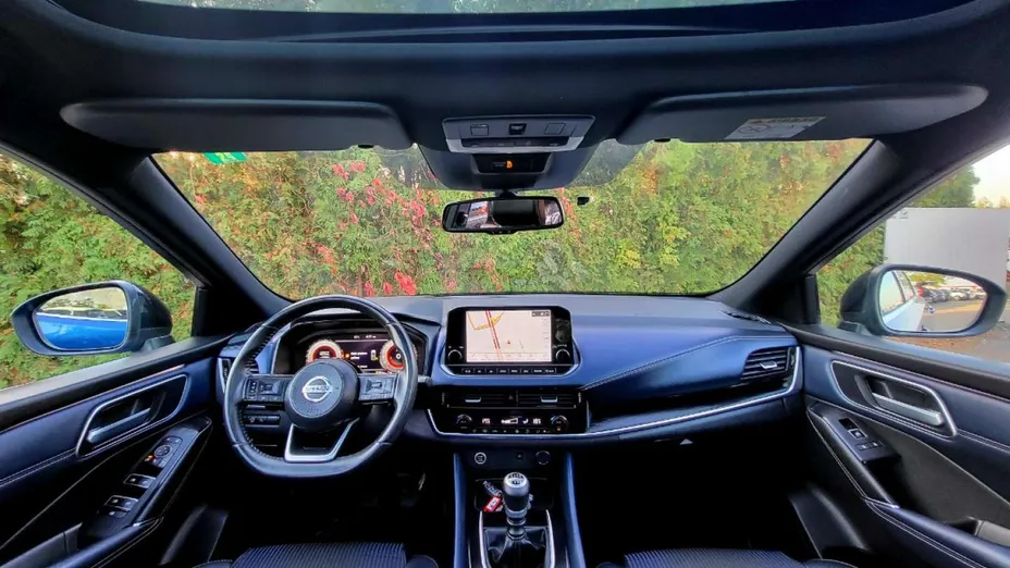 NISSAN Qashqai -
