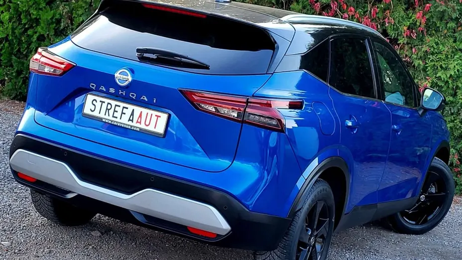 NISSAN Qashqai -