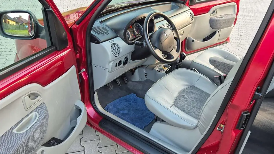 RENAULT Kangoo -