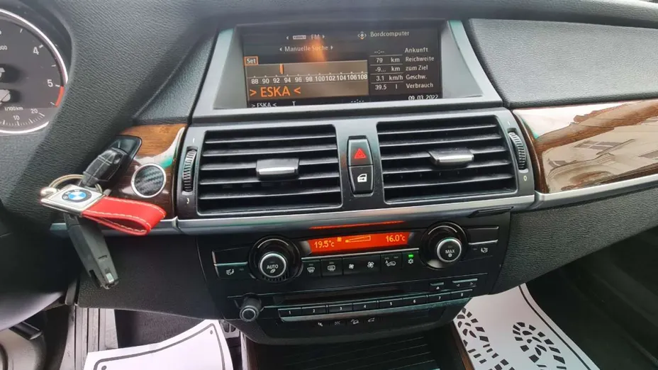 BMW X5 -