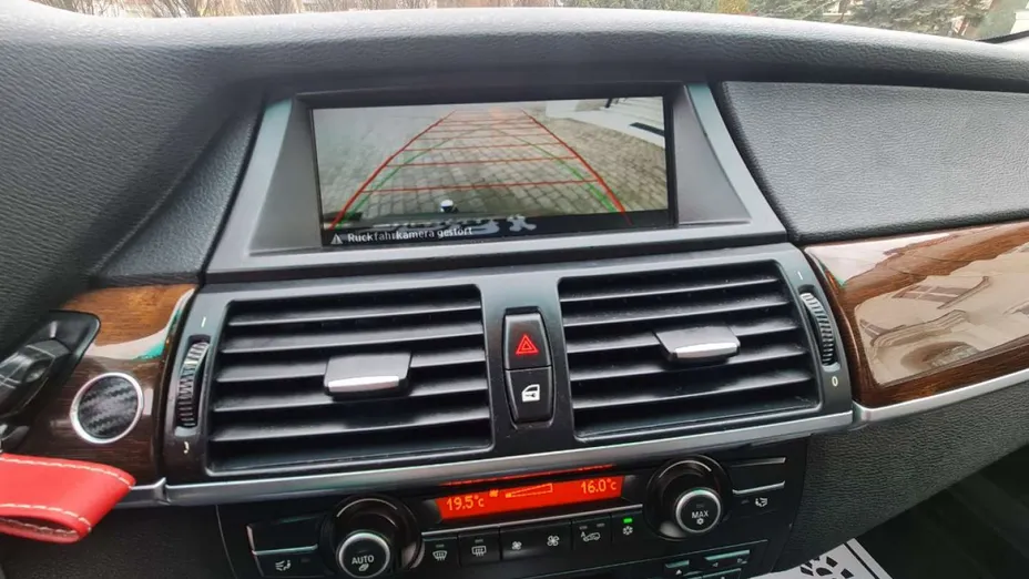 BMW X5 -