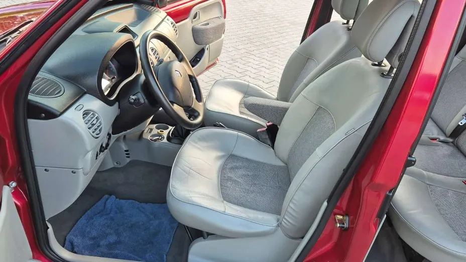 RENAULT Kangoo -
