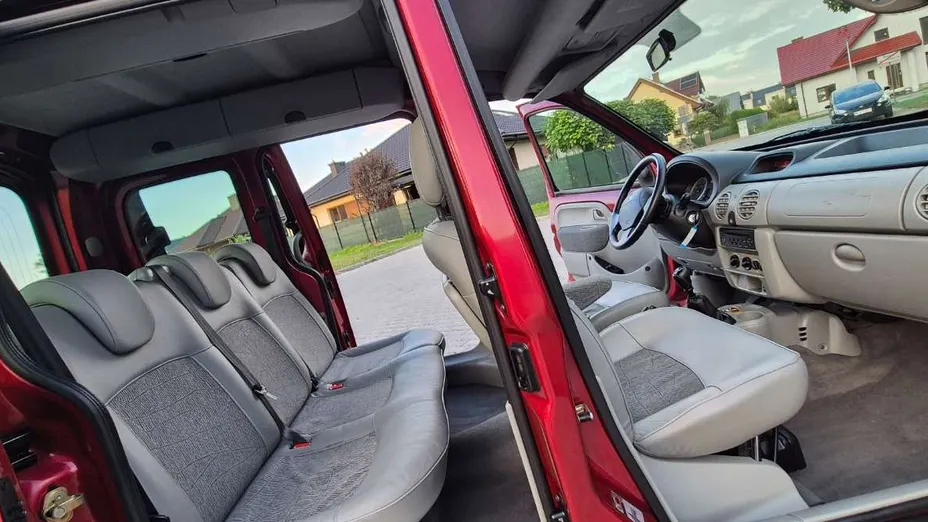 RENAULT Kangoo -