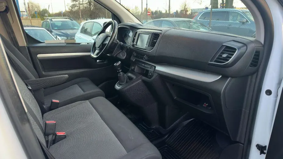 TOYOTA Proace Verso -