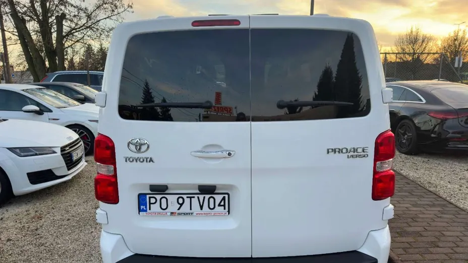 TOYOTA Proace Verso -