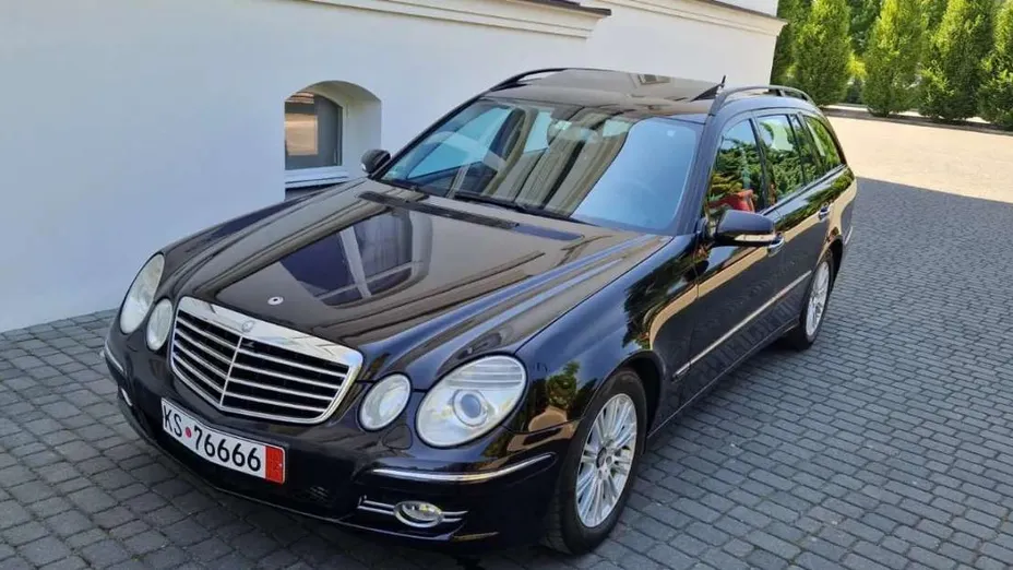 MERCEDES-BENZ E Klasa -