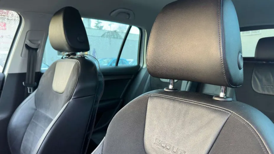 SKODA Octavia -