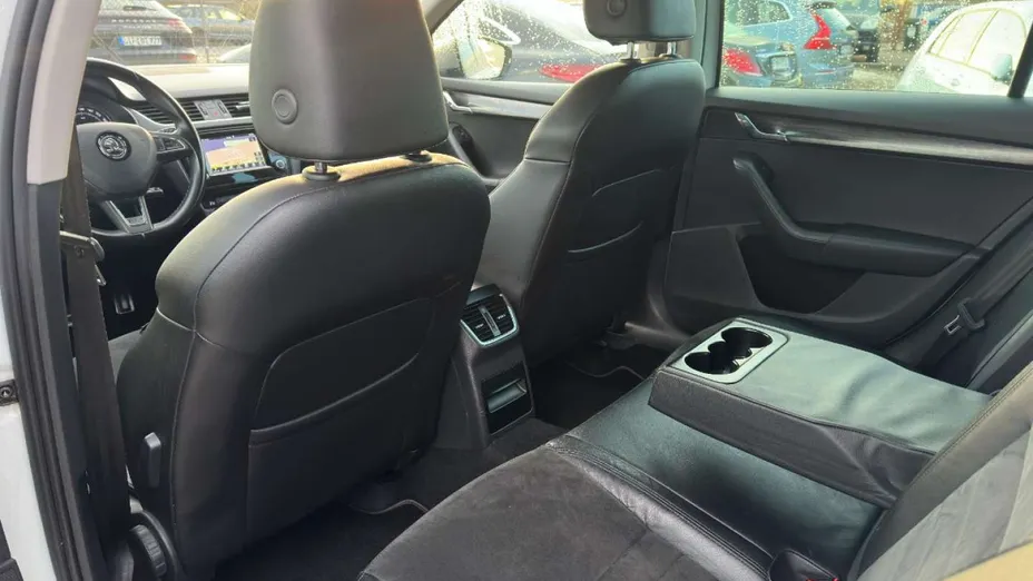 SKODA Octavia -