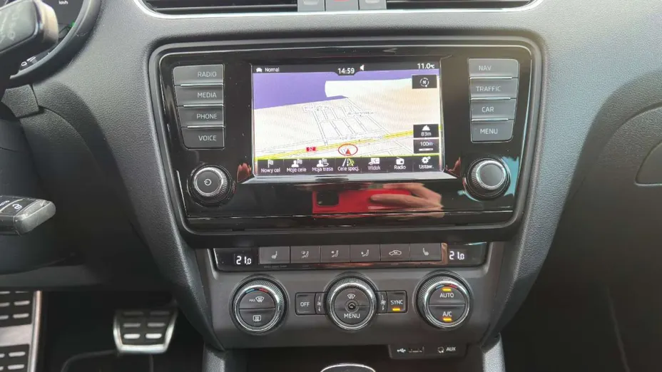 SKODA Octavia -