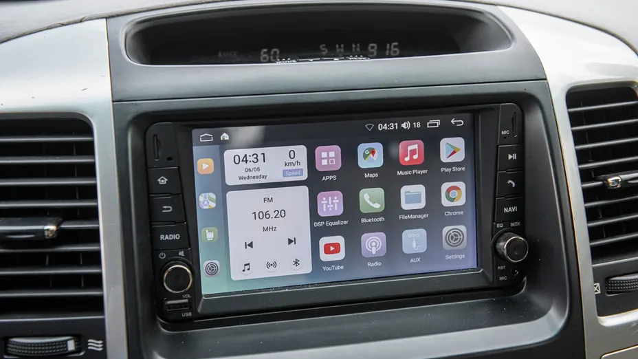 TOYOTA Land Cruiser -