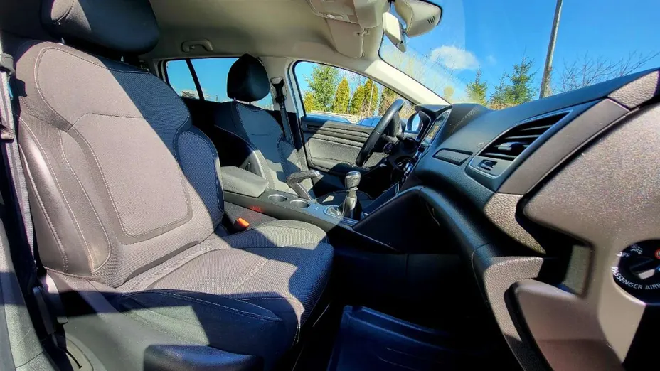 RENAULT Megane -
