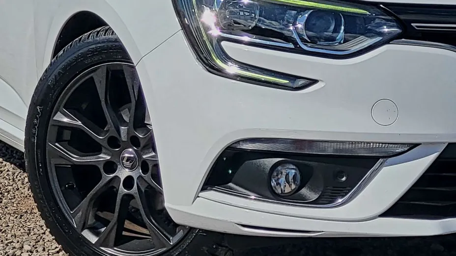 RENAULT Megane -