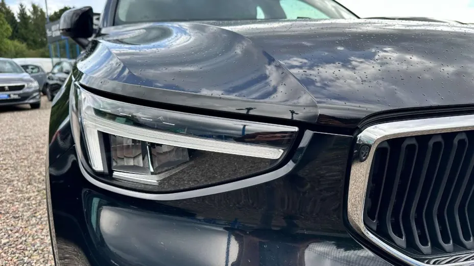 VOLVO XC40 -