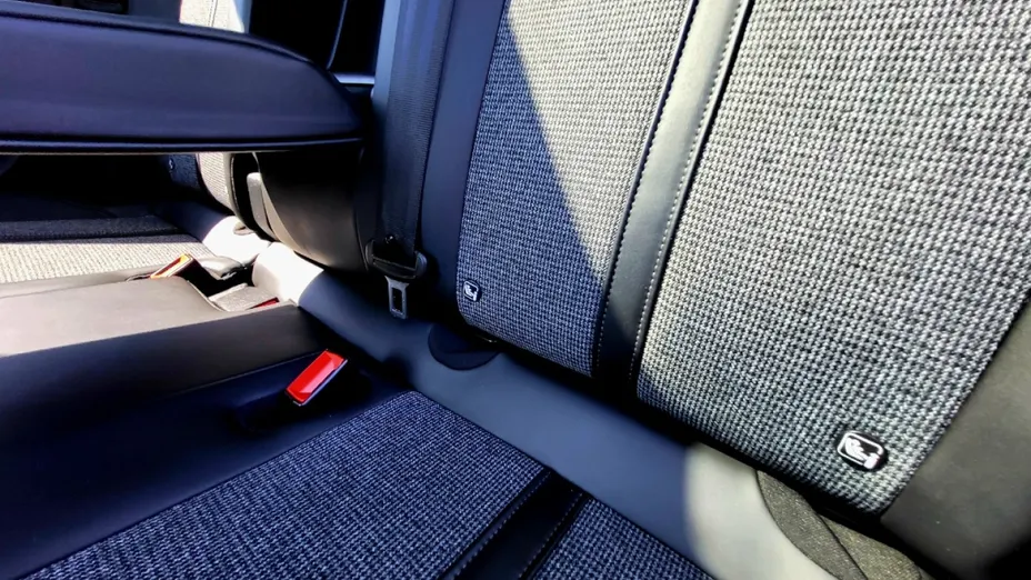 PEUGEOT 3008 -