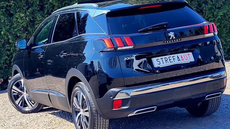 PEUGEOT 3008 -