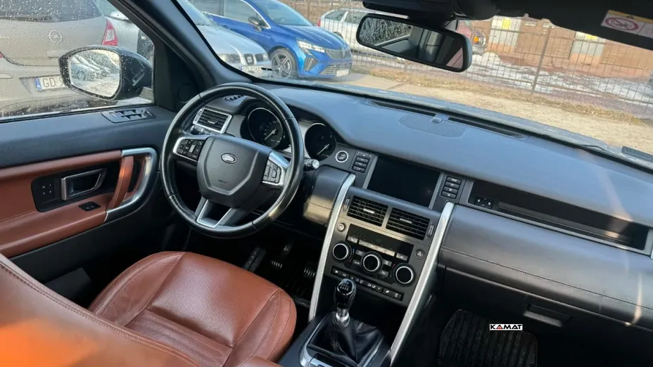 LAND ROVER Discovery Sport -