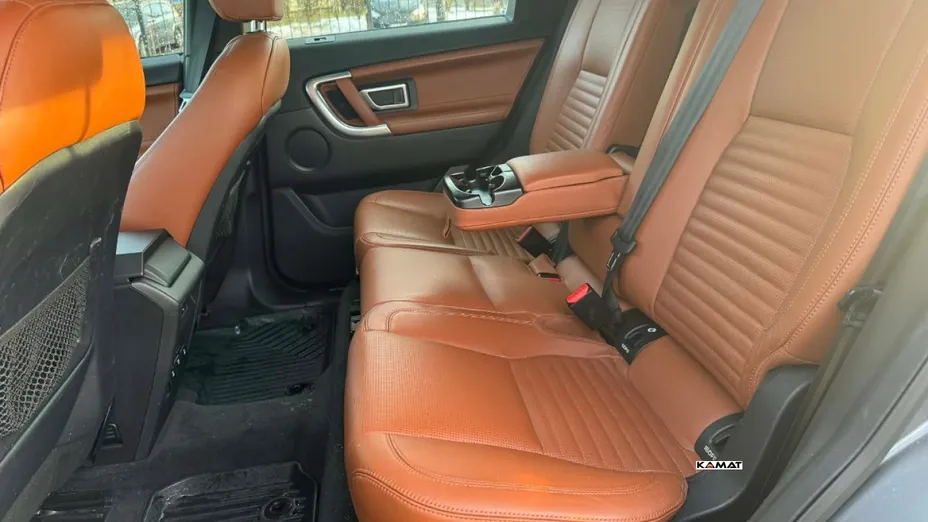 LAND ROVER Discovery Sport -