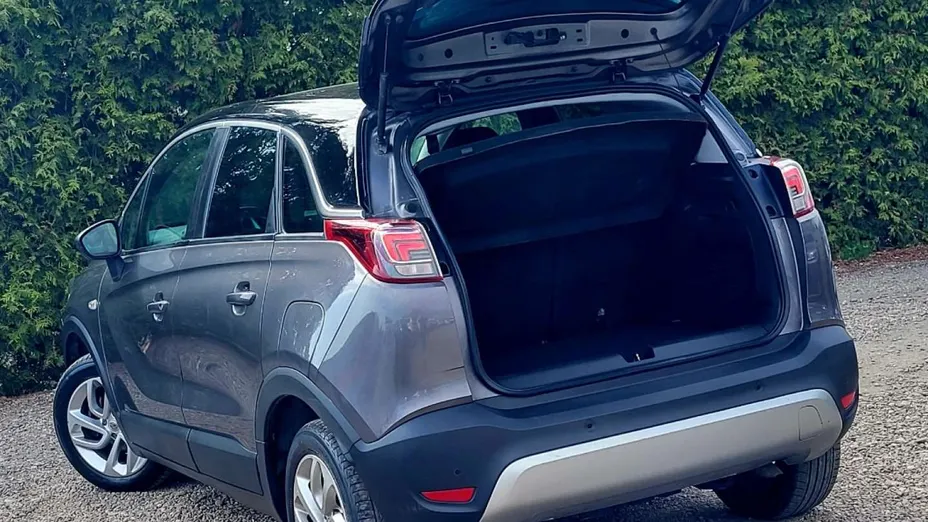 OPEL Crossland X -