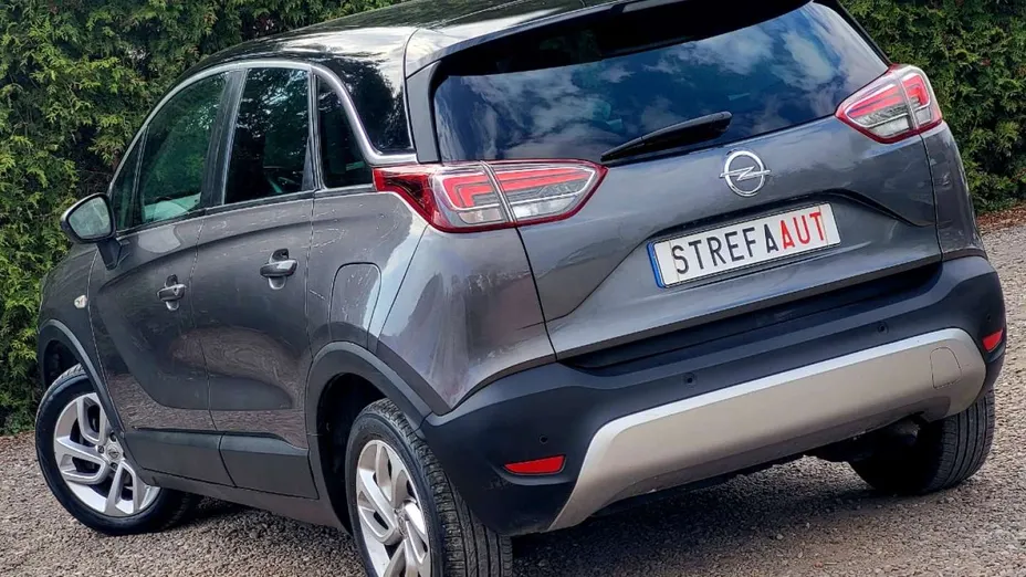 OPEL Crossland X -