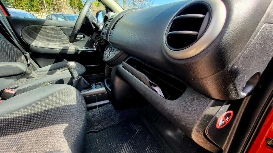 NISSAN Note -