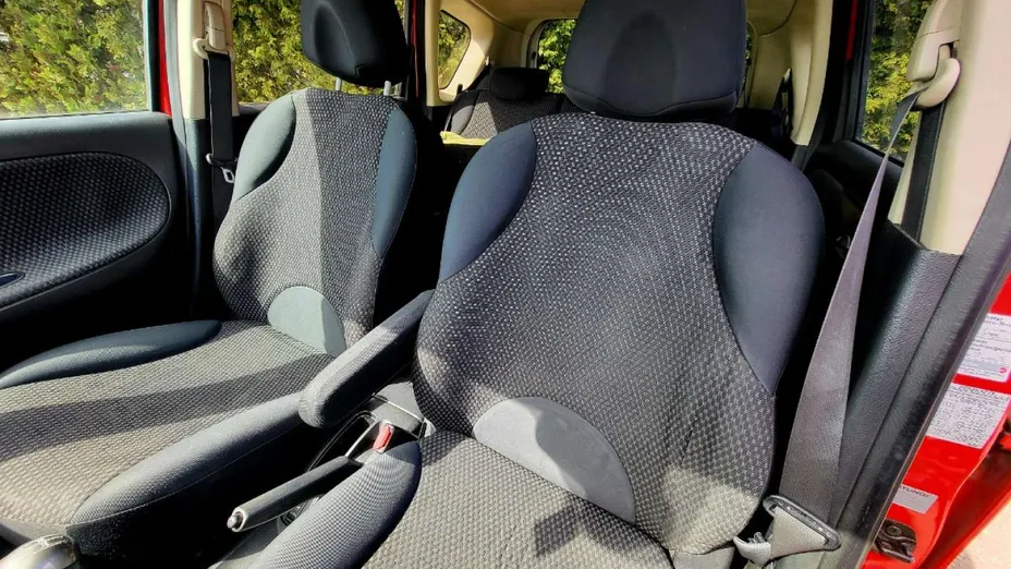 NISSAN Note -