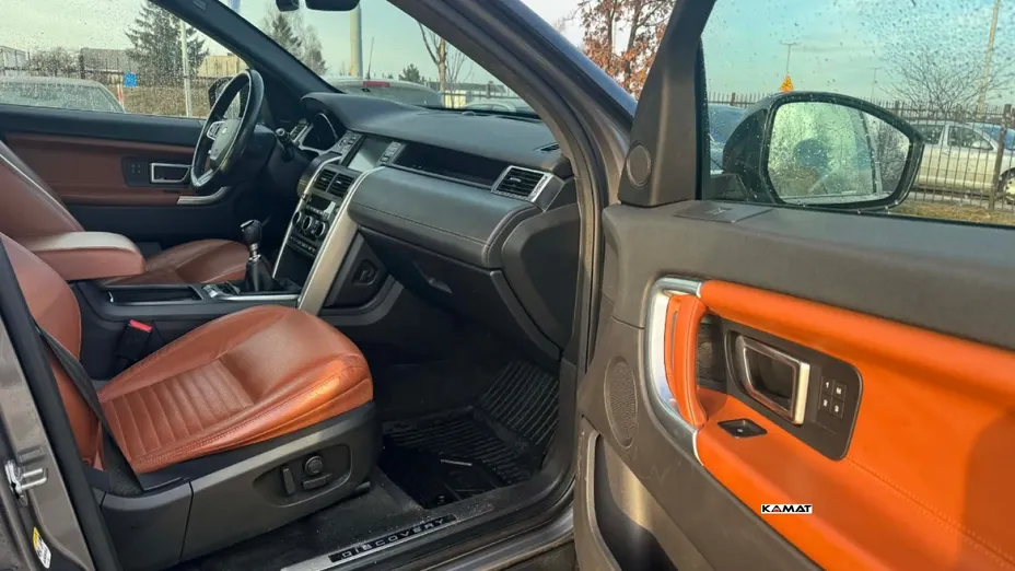 LAND ROVER Discovery Sport -
