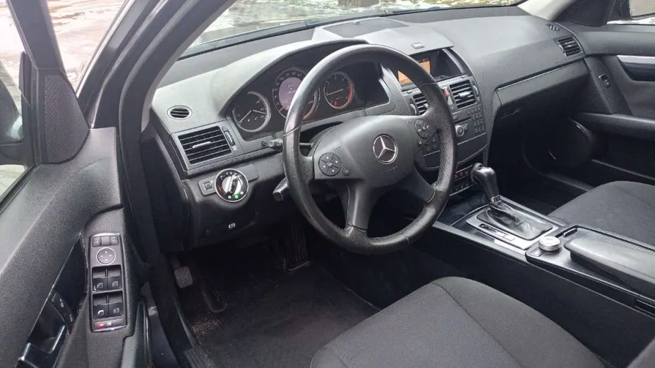 MERCEDES-BENZ C Klasa -