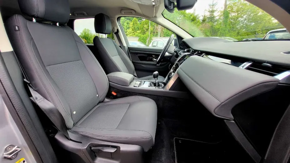 LAND ROVER Discovery Sport -