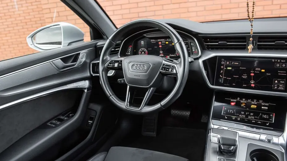 AUDI A6 Avant -