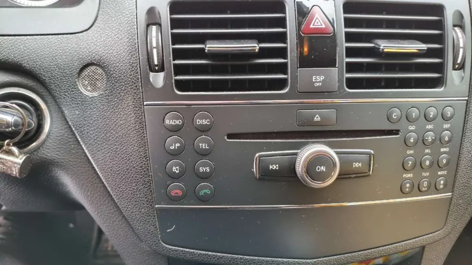 MERCEDES-BENZ C Klasa -