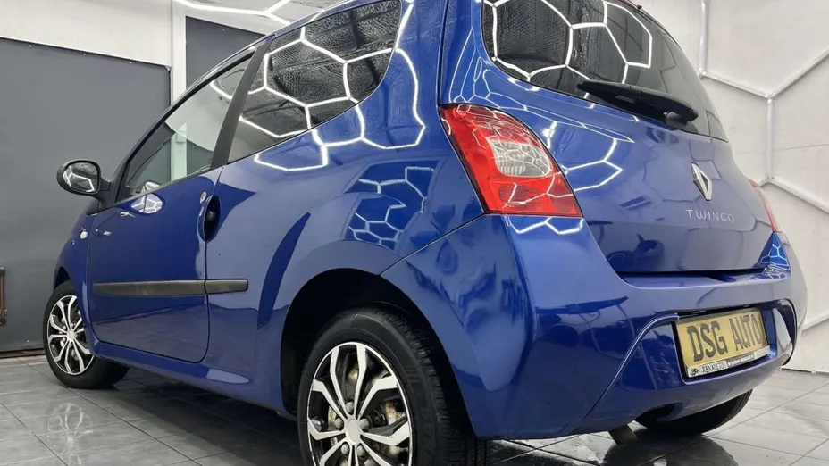 RENAULT Twingo -