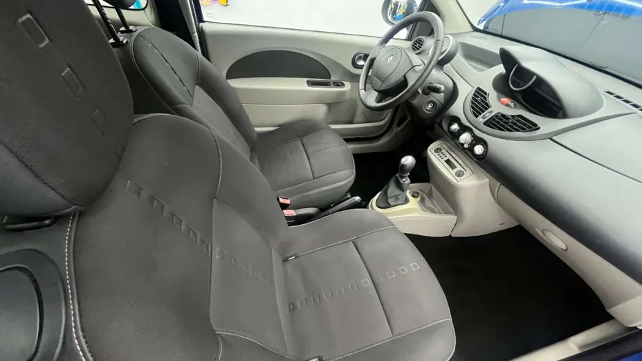 RENAULT Twingo -